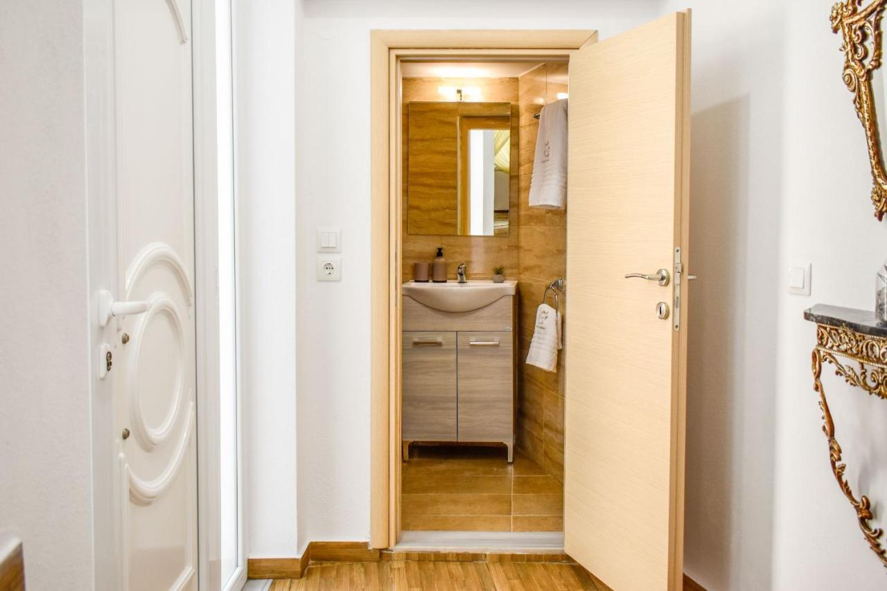 La Maison Plakes 3 Bdr Apt Città di Skiathos Esterno foto