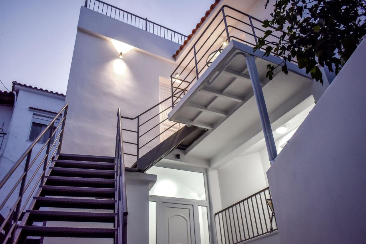 La Maison Plakes 3 Bdr Apt Città di Skiathos Esterno foto