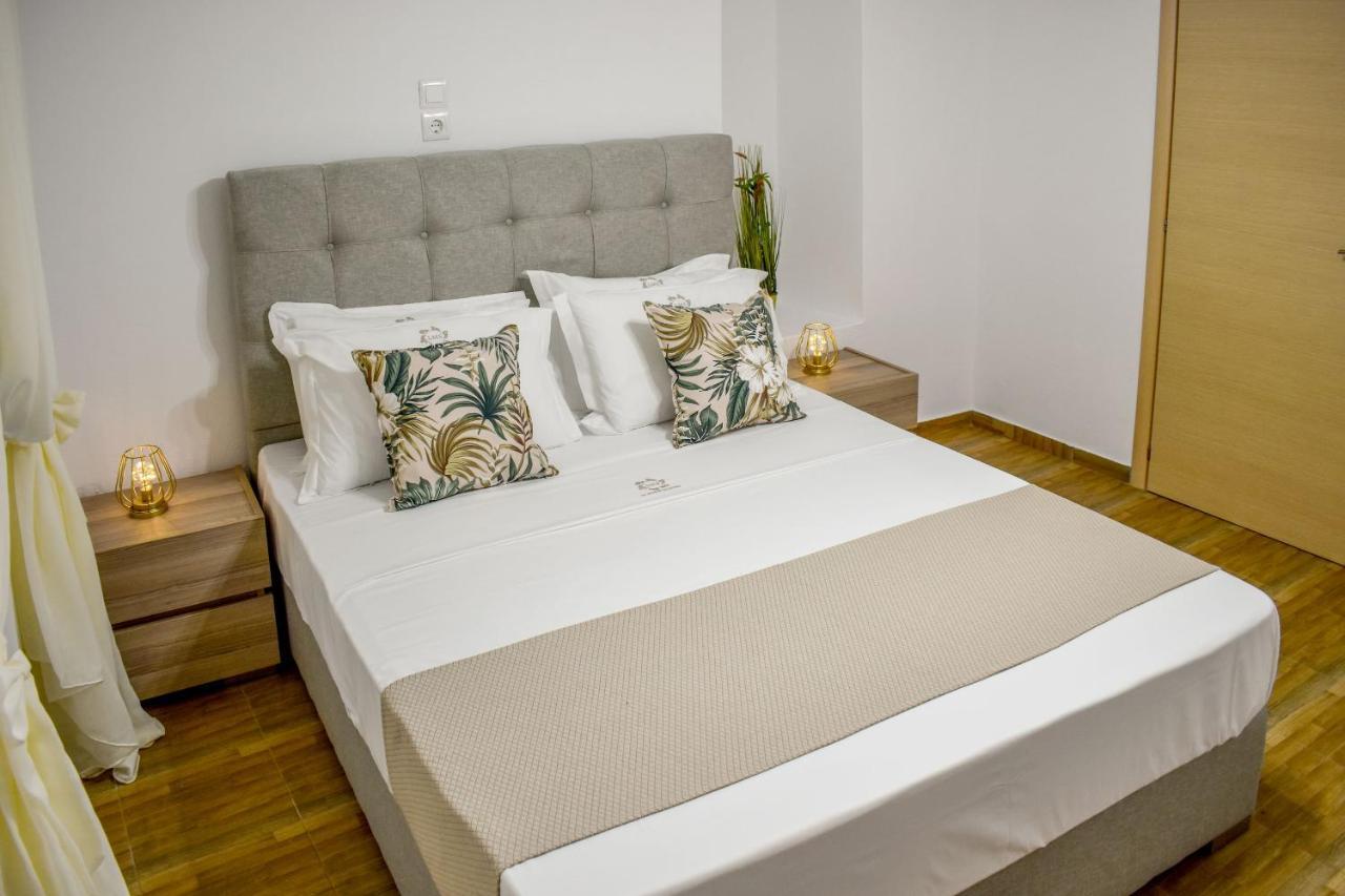 La Maison Plakes 3 Bdr Apt Città di Skiathos Esterno foto